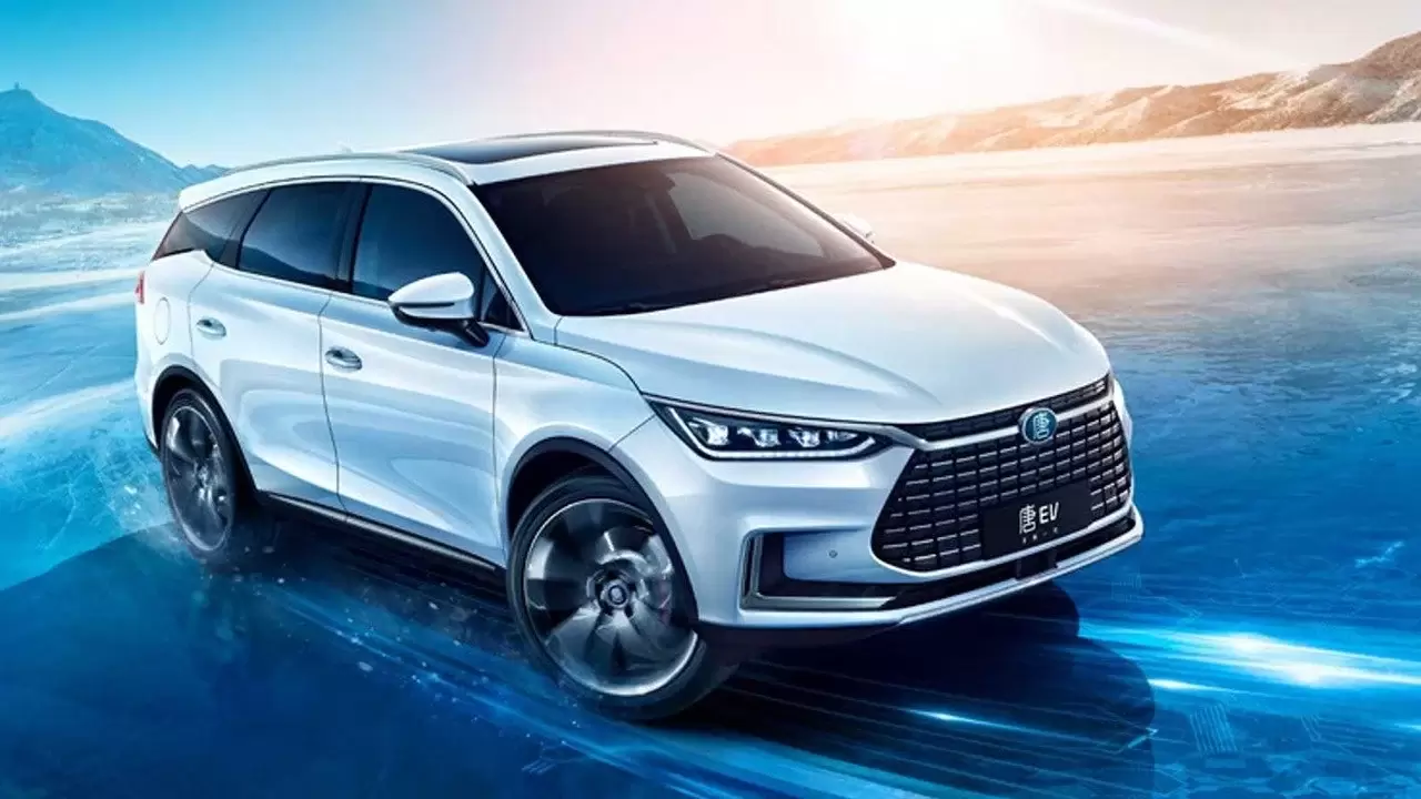 ¡Histórico! BYD supera a Tesla en ventas de vehículos eléctricos