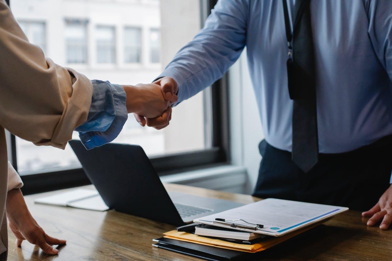 Desafíos y Estrategias:  Transición Generacional en Empresas Familiares